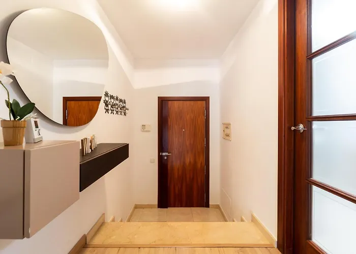 Apartamento con gran patio y excelente ubicación!