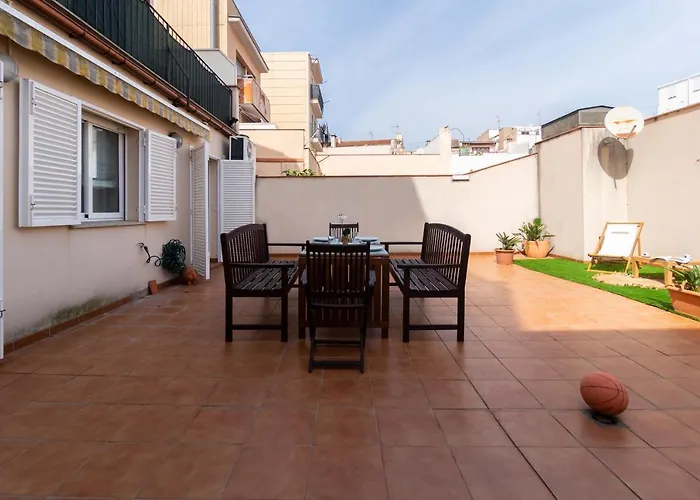 Apartamento Con Gran Patio Y Excelente Ubicacion!